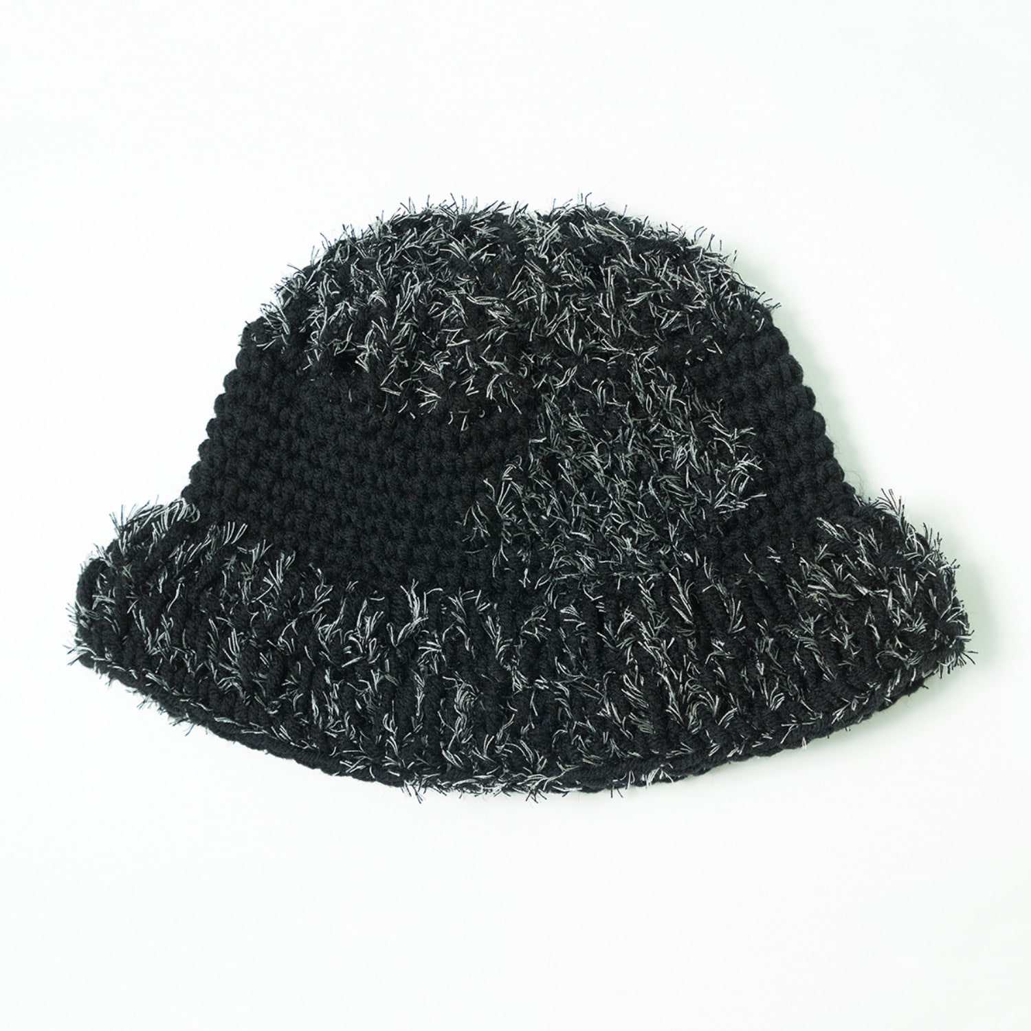PATCHED FURRY HAT BLACK MIX