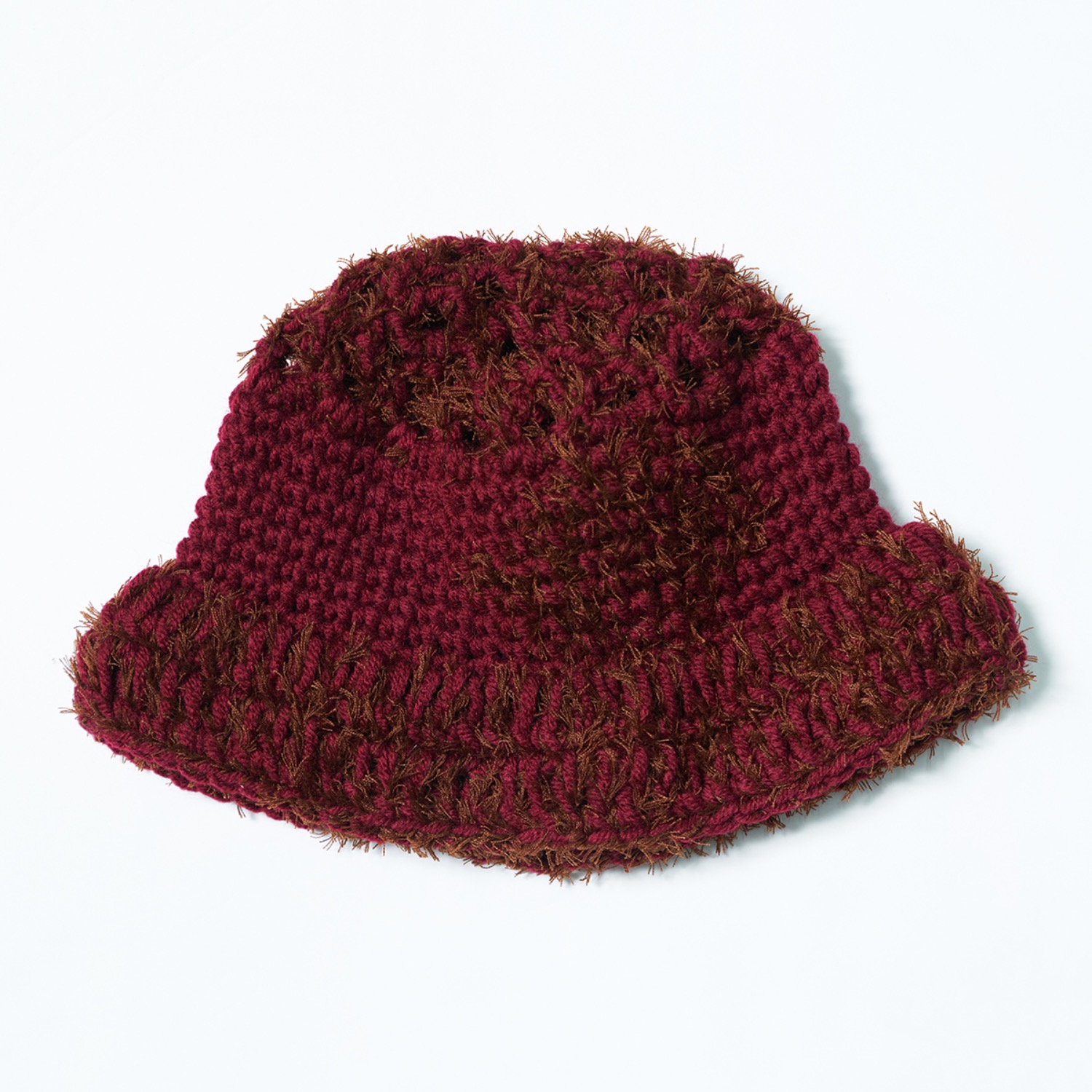 PATCHED FURRY HAT BURGUNDY